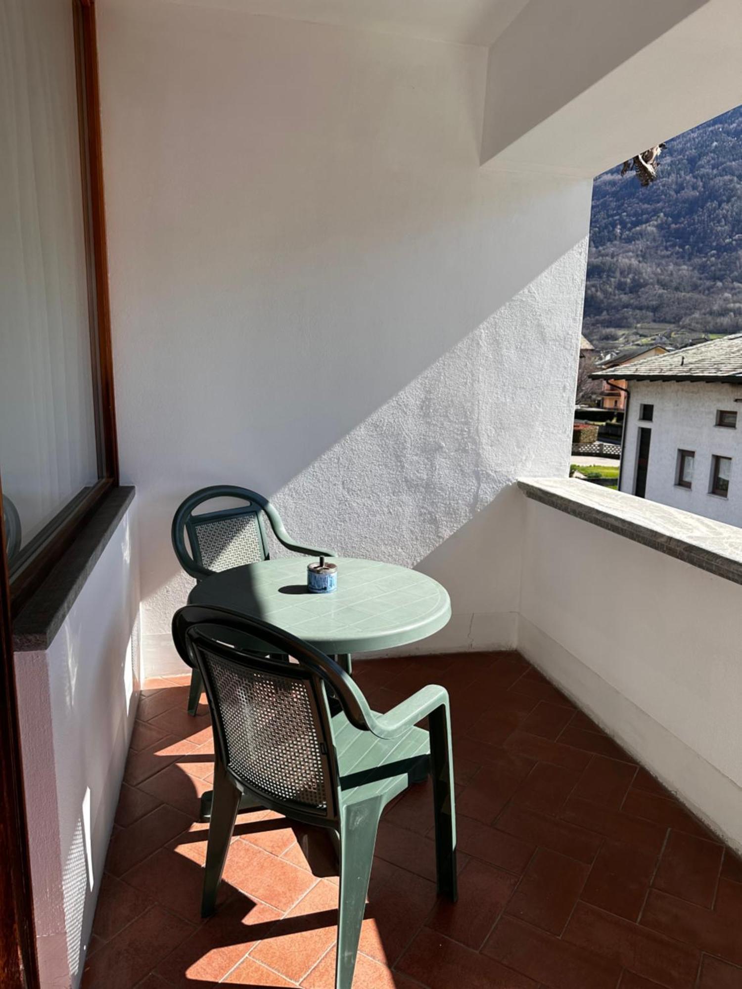 Ampio Appartamento Con Vista “Casa Magro” Тірано Екстер'єр фото