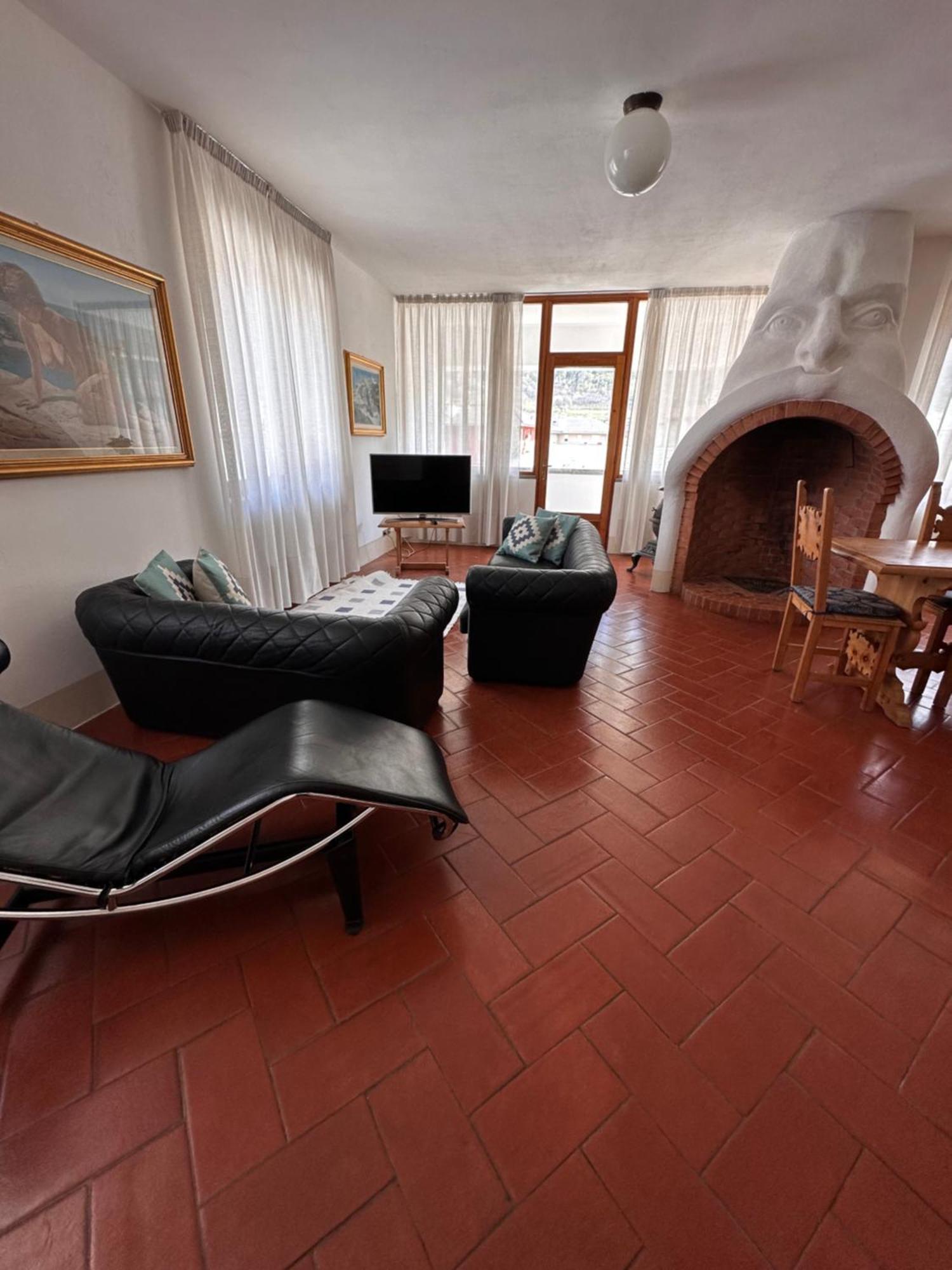 Ampio Appartamento Con Vista “Casa Magro” Тірано Екстер'єр фото